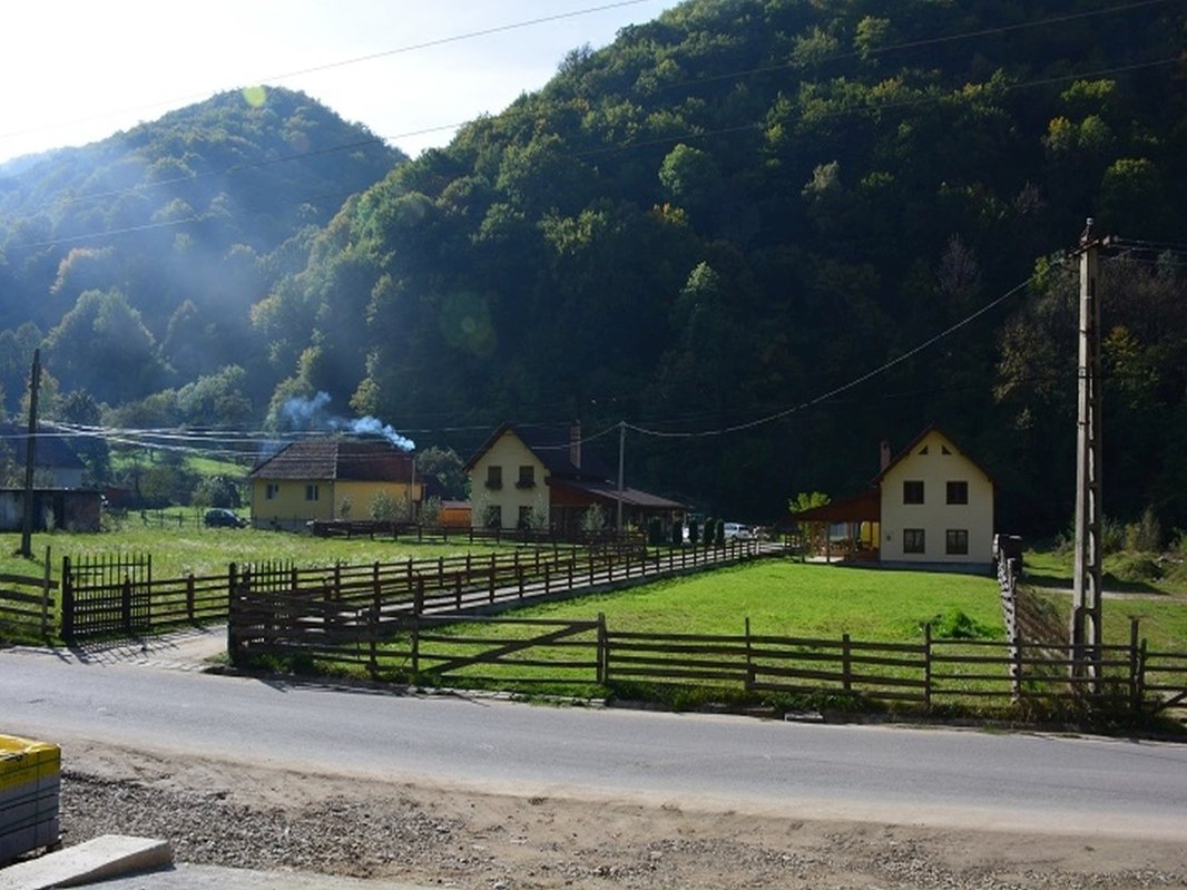 Cu drag, din Șugag 150170