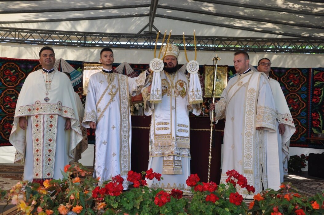 Sfințirea capelei mortuare din Parohia Bobota, Sălaj 150186