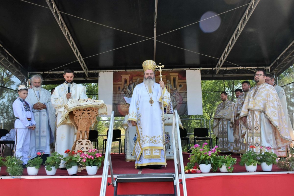 Slujire arhierească în Muşata, Vaslui 150188
