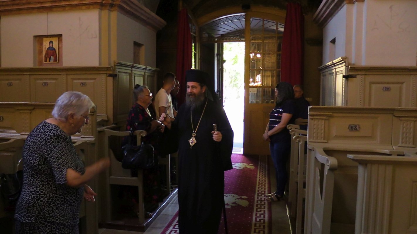 Slujire arhierească la Catedrala Episcopală din Giula, Ungaria 150172