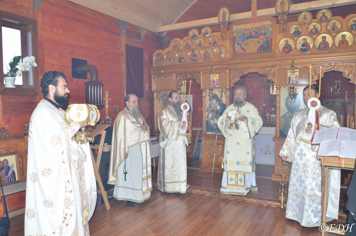 Slujire arhierească la Schitul Vața de Sus-Bujoara, Hunedoara 150184