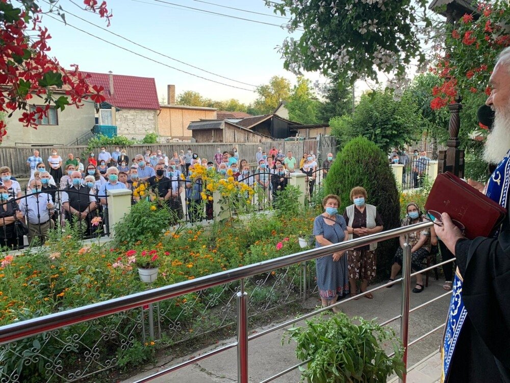 Slujire arhierească la Gilău, județul Cluj 150280