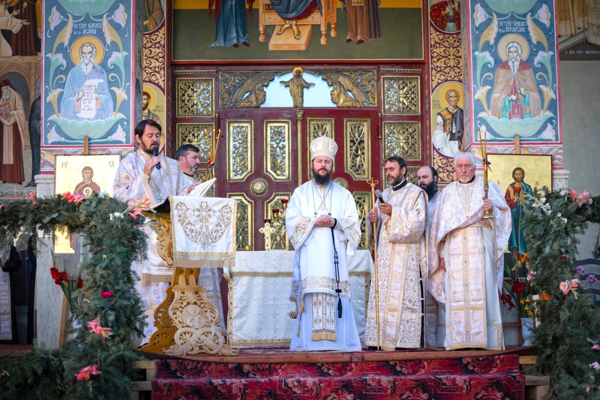 Seminarul Teologic de la Neamţ şi-a sărbătorit ocrotitorul 150377