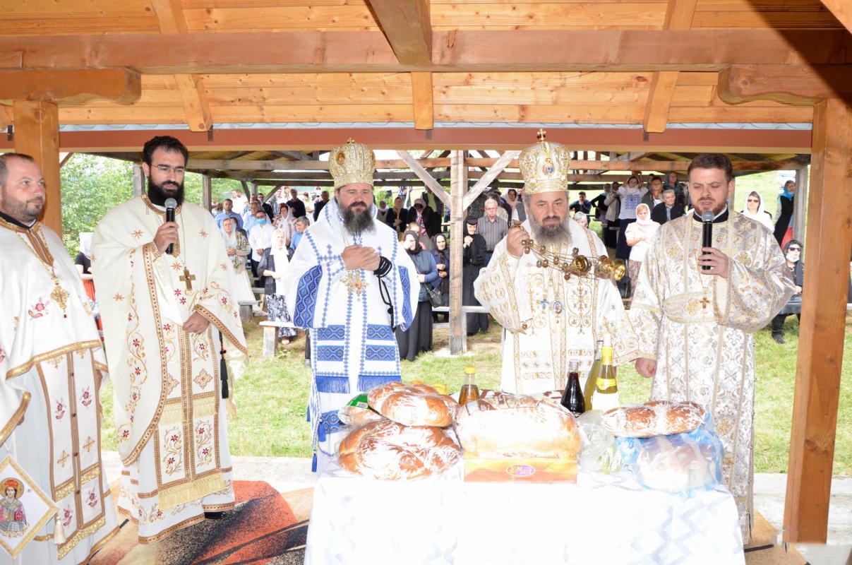 Sobor de arhierei la Mănăstirea Măgureni 150469
