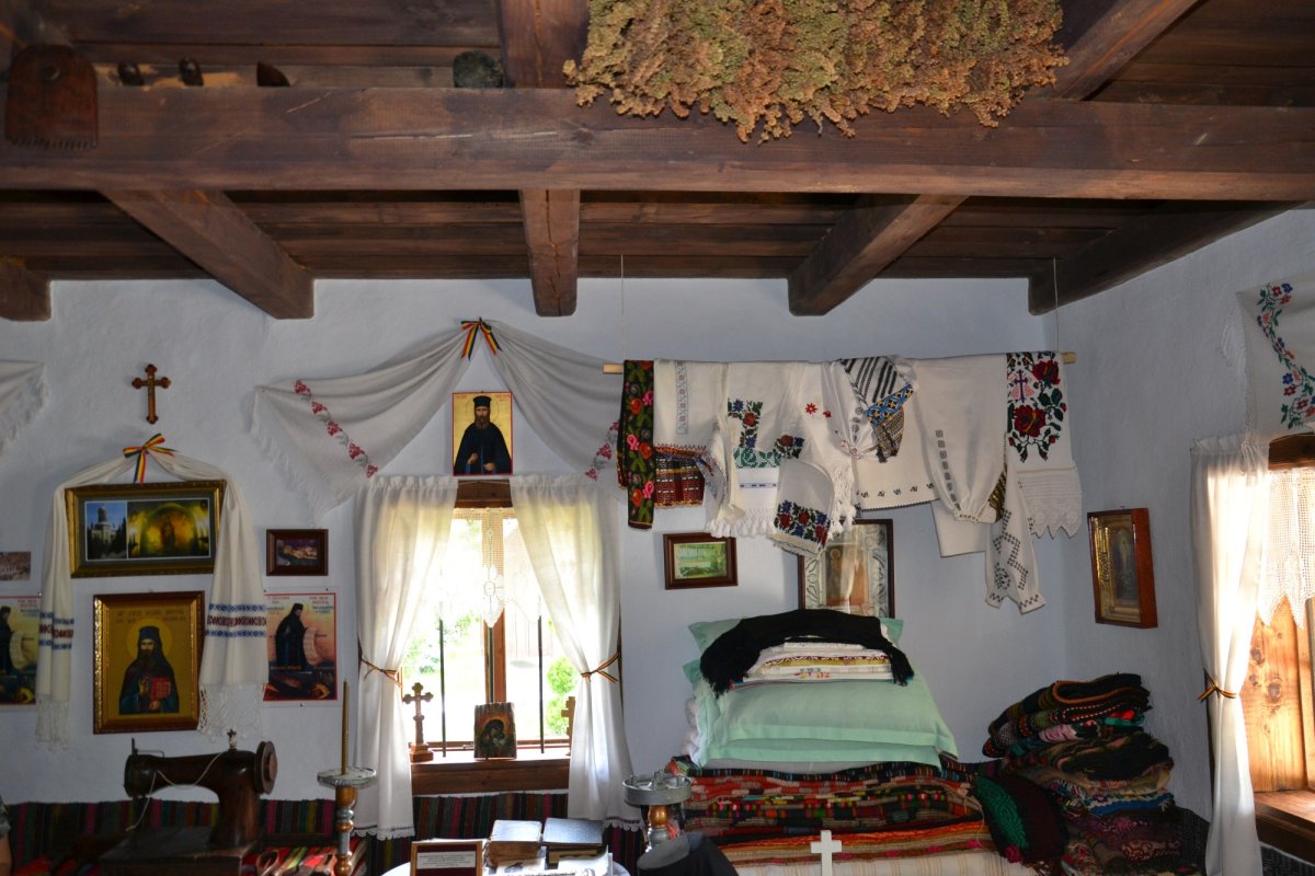 Cătunul de pe harta sfinților 150041