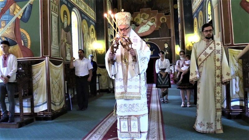 Slujiri și vizite pastorale în eparhii din Muntenia și Dobrogea 150559