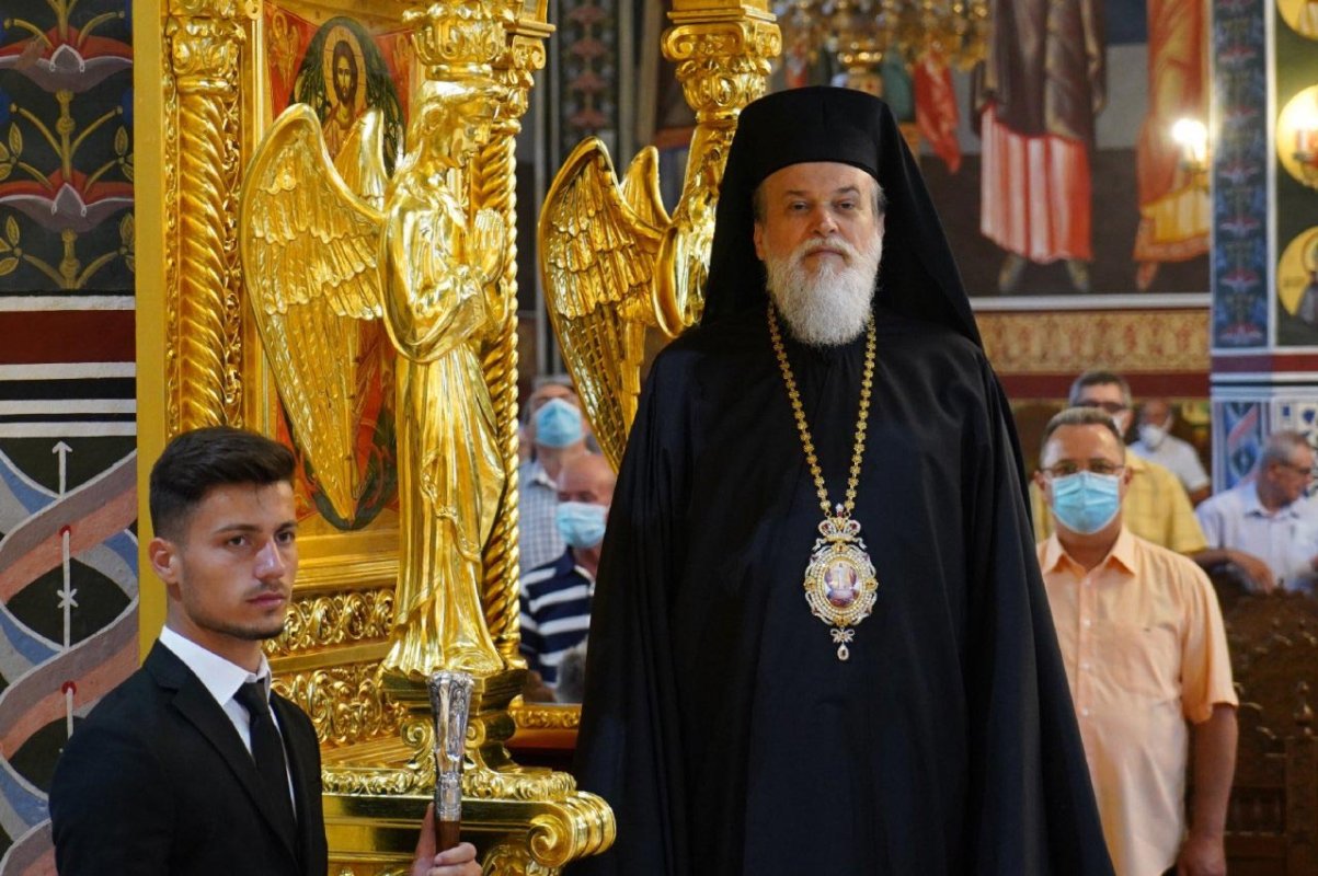 Slujiri și vizite pastorale în eparhii din Muntenia și Dobrogea 150561