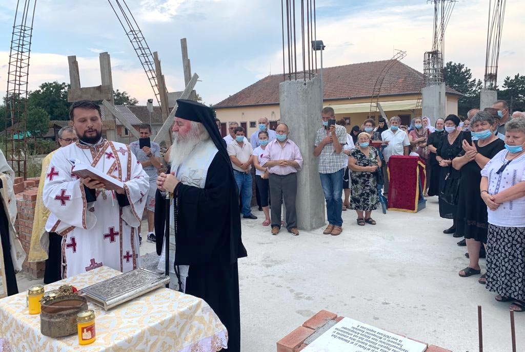 O nouă poartă a cerului într-o parohie din județul Timiș 150631