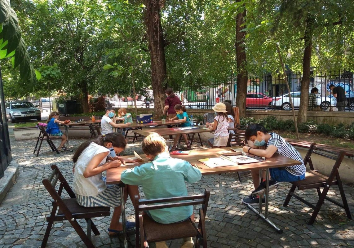 Ateliere pentru copii la Palatul Suţu 150731