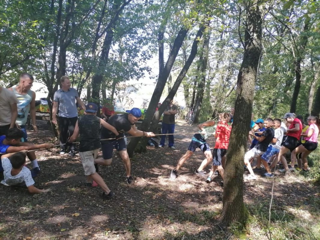 Activități recreative la Centrul de tineret de la Obârșiile Tiurului, Alba 150794