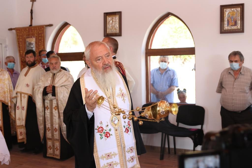 Sfințire de capelă în localitatea clujeană Mănăstirea 150814