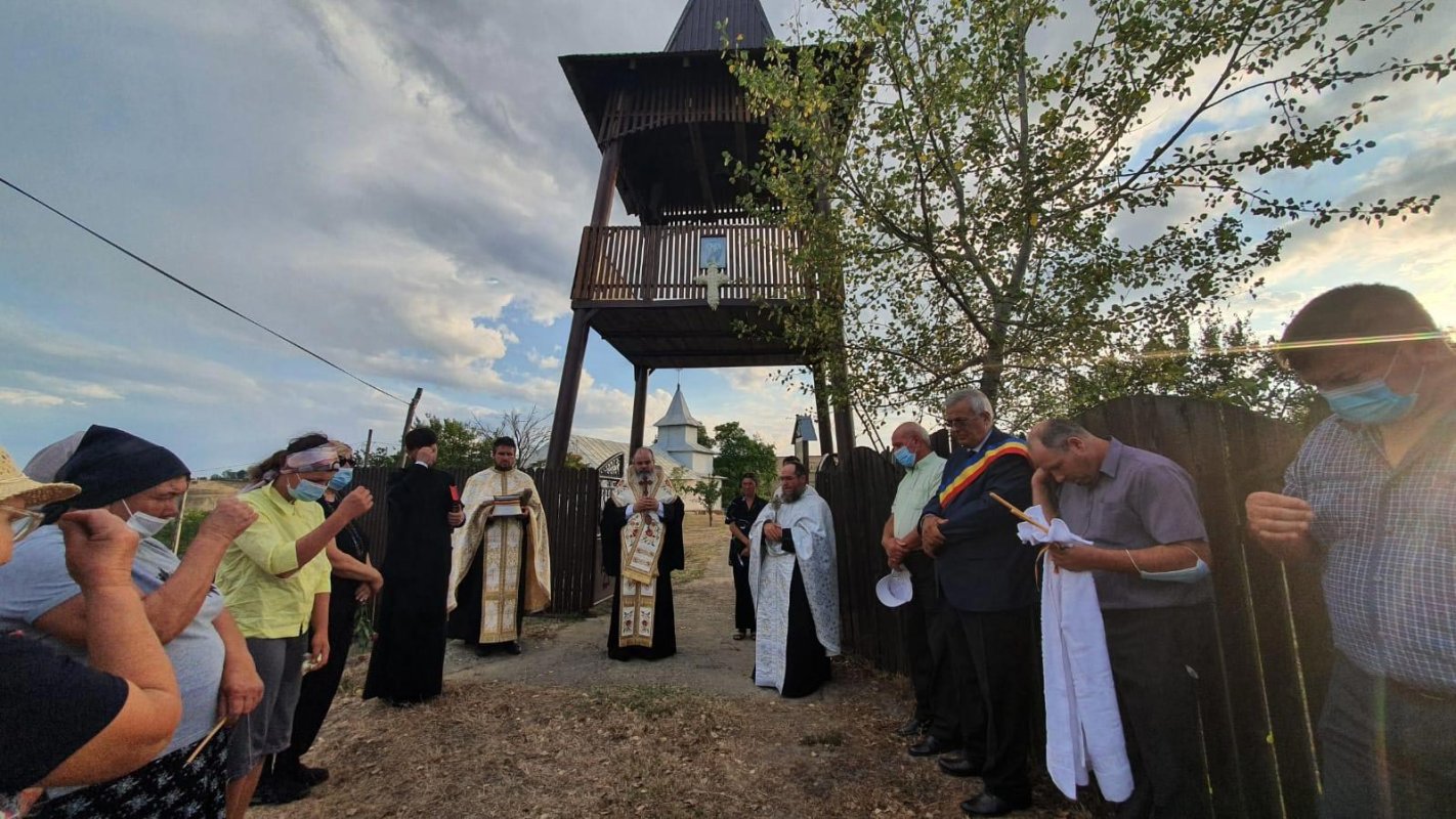 Vizită pastorală în parohia vasluiană Rânzeşti 150822