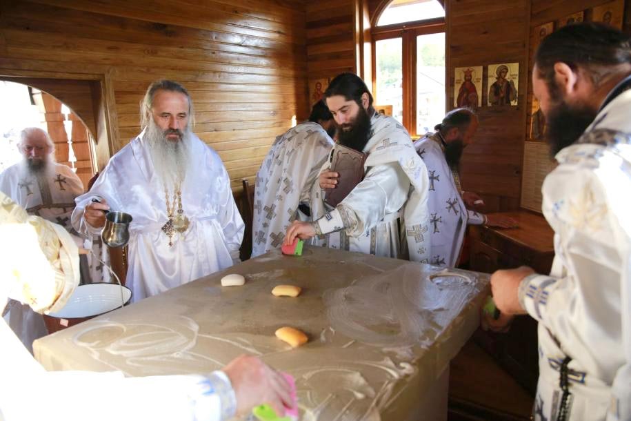 „Maica Domnului este înțeleasă și cinstită ca o prezență permanentă” 151001