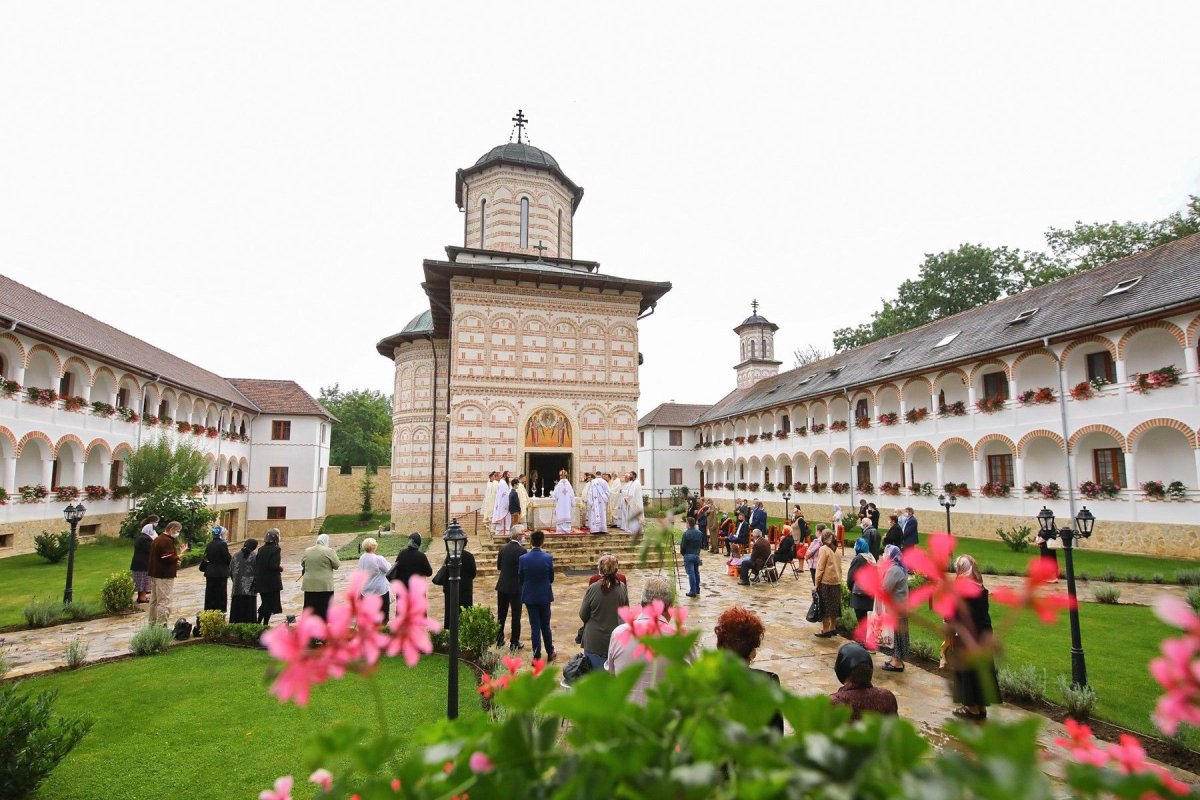 Domnitorul Mihai Viteazul, comemorat la Mănăstirea Mihai Vodă de la Turda 151273