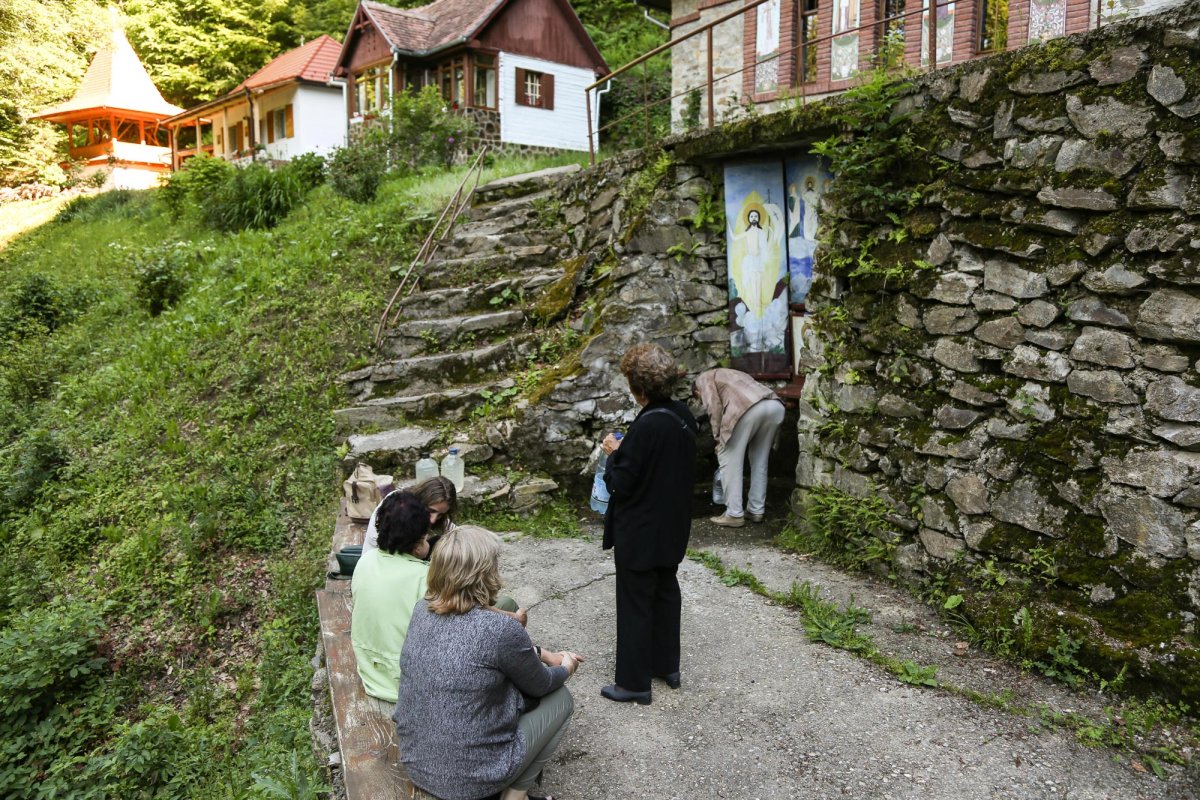 Schitul Foltea, locul de isihie al mărturisitorilor ardeleni 151239