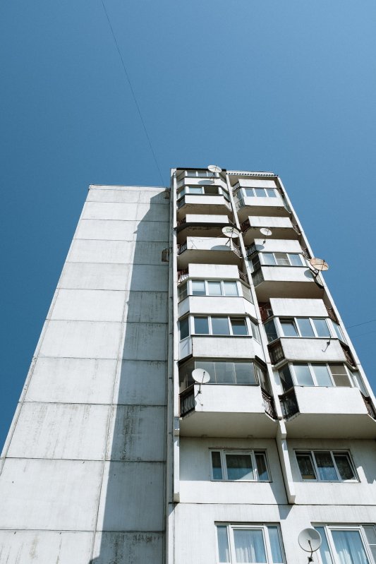 Tot mai mulţi români îşi asigură casele  151411