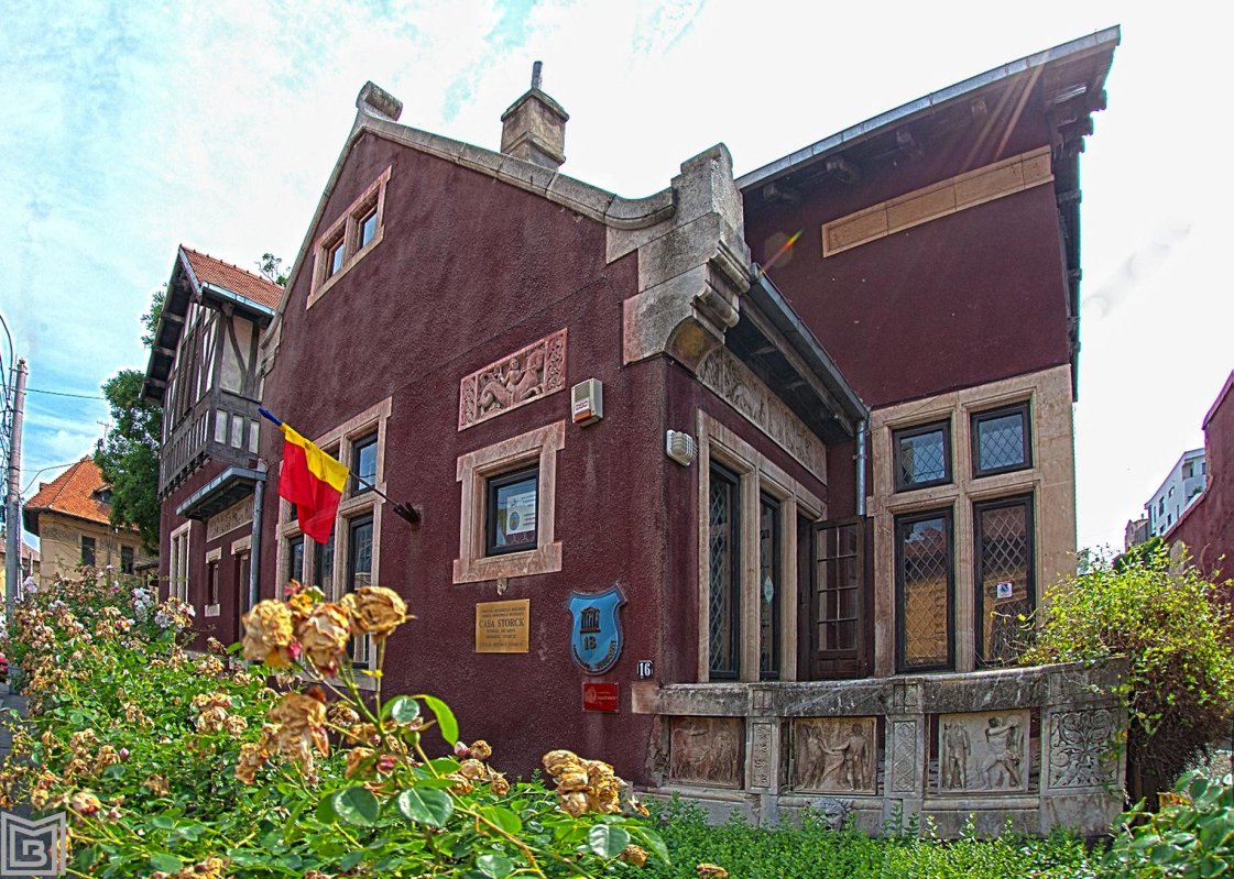 Costumul popular în lucrările lui Carol Popp de Szathmári 151437