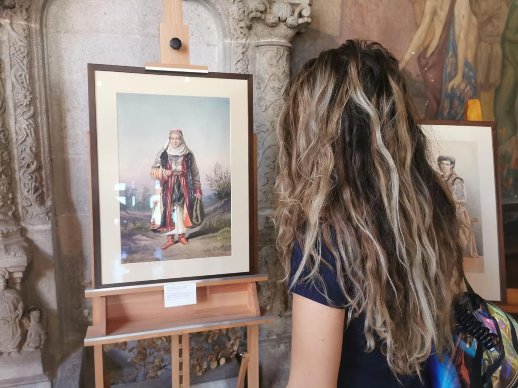 Costumul popular în lucrările lui Carol Popp de Szathmári 151445