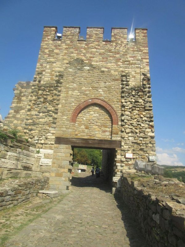 Cetatea Țarilor și destinul ciudat al unei catedrale 151500