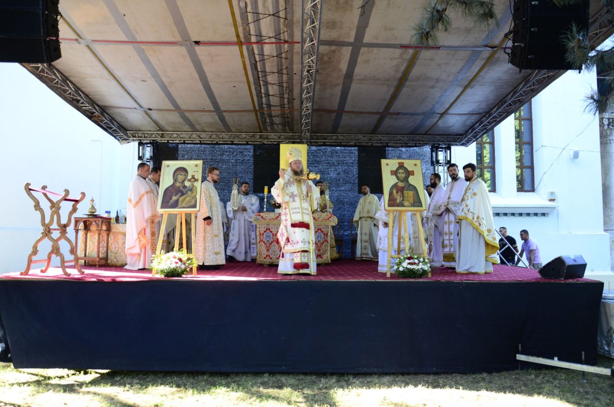 Primul hram al Mănăstirii „Sfântul Alexandru” – Catedrală Episcopală  151653