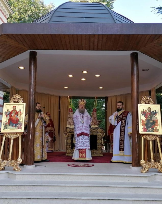 Botezătorul Ioan cinstit în eparhii din Mitropolia Munteniei şi Dobrogei 151727