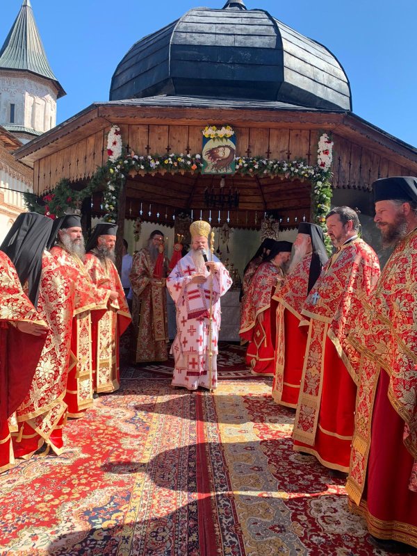 Hramul mănăstirii nemţene Secu 151764