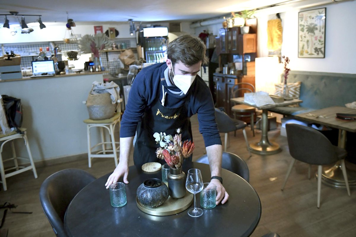 Costul orar al forţei de muncă, în creştere 151979