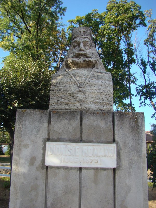 Doi ierarhi cărturari, donatori importanţi către Academia Română 152017