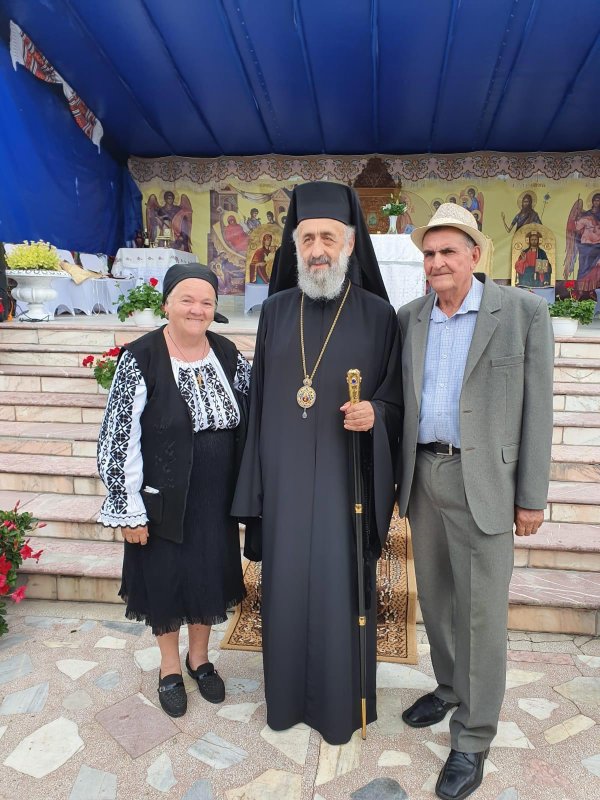 Vizită arhierească în Parohia Bistra Mureșului 152036