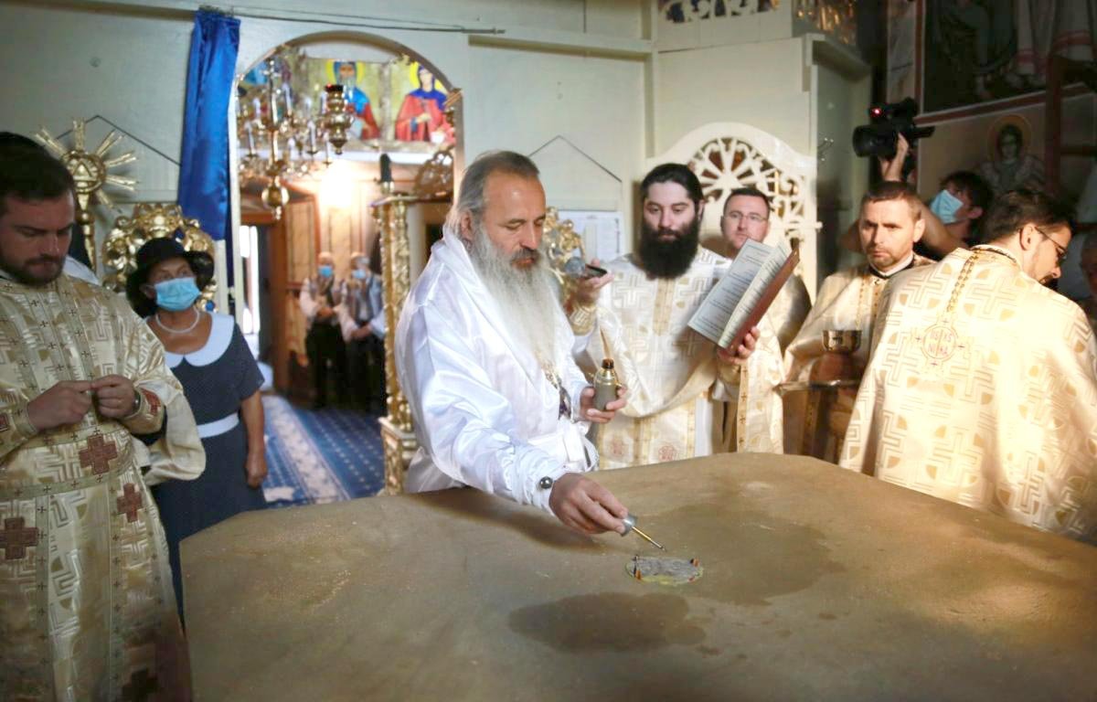 Resfințirea bisericii Parohiei Cordun-Botoşani 152135