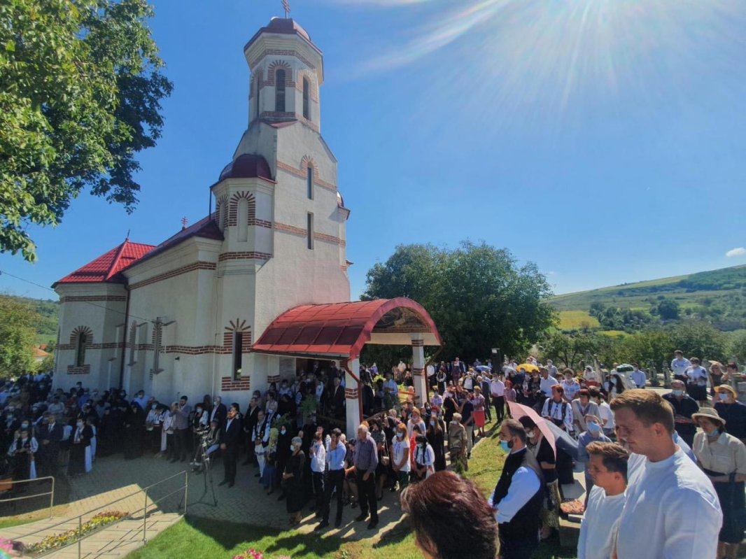 Târnosirea bisericii din Parohia Cerghid, Protopopiatul Târnăveni 152120