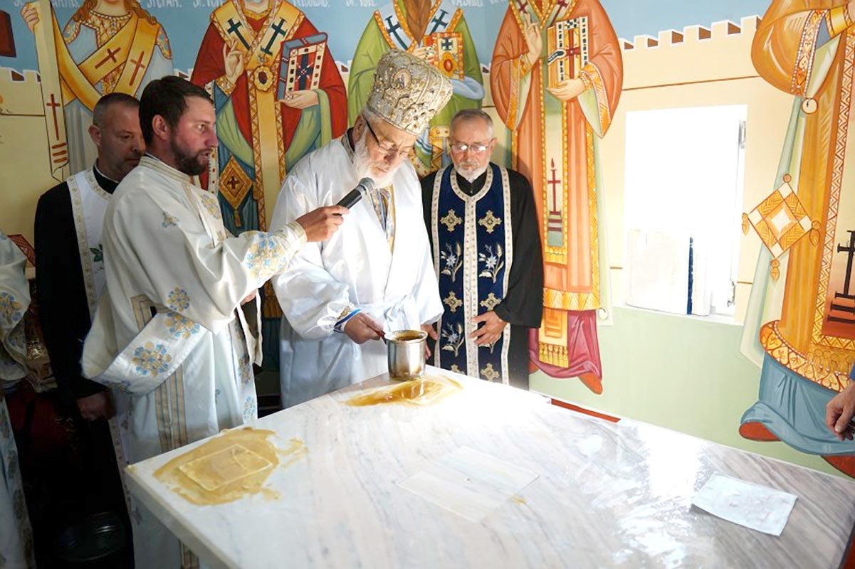 O nouă poartă a cerului în parohia argeșeană Clucereasa 152256