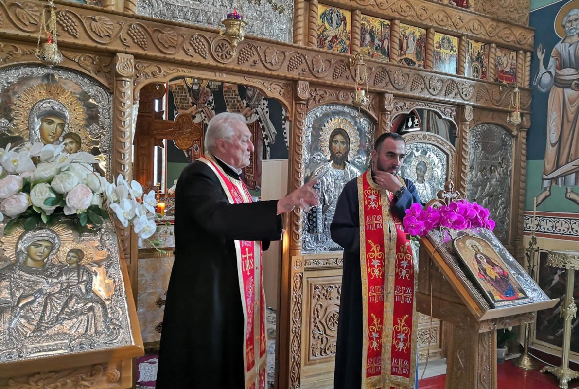 Sărbătoare la Biserica „Sfânta Fecioară Maria”-Dristor 152250