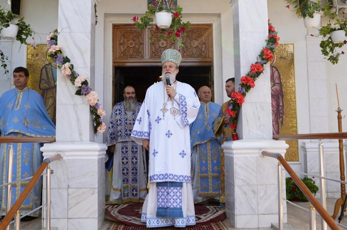 Vizite pastorale la praznicul Naşterii Maicii Domnului 152341