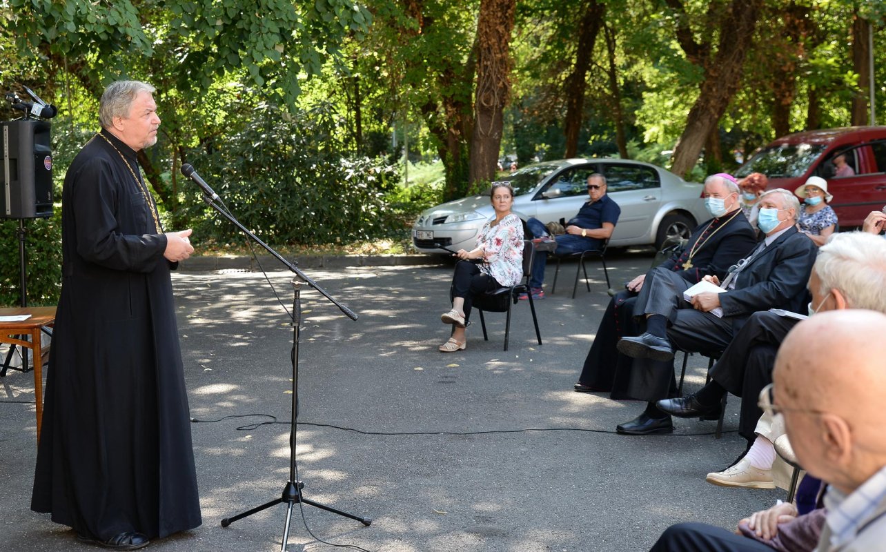 Volum despre pandemia de COVID, lansat la Academia Română 152331