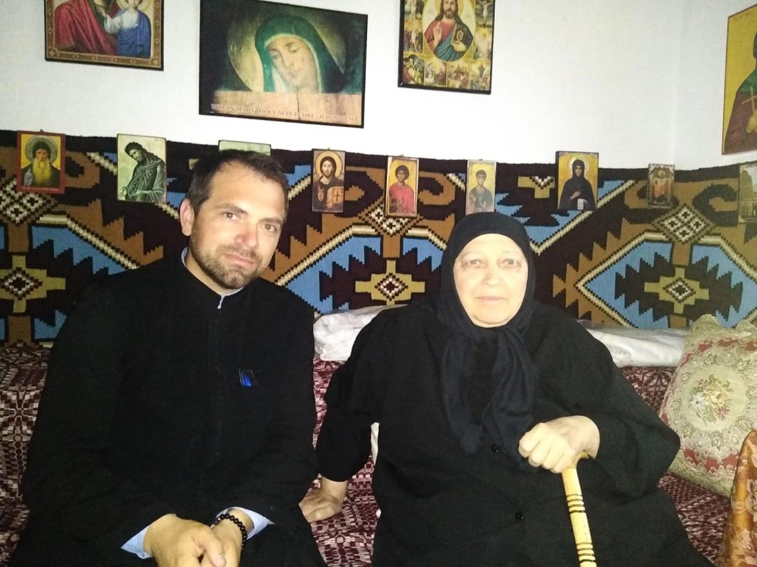 Jertfă, har şi binecuvântare la Mănăstirea Strâmba Jiu 152413