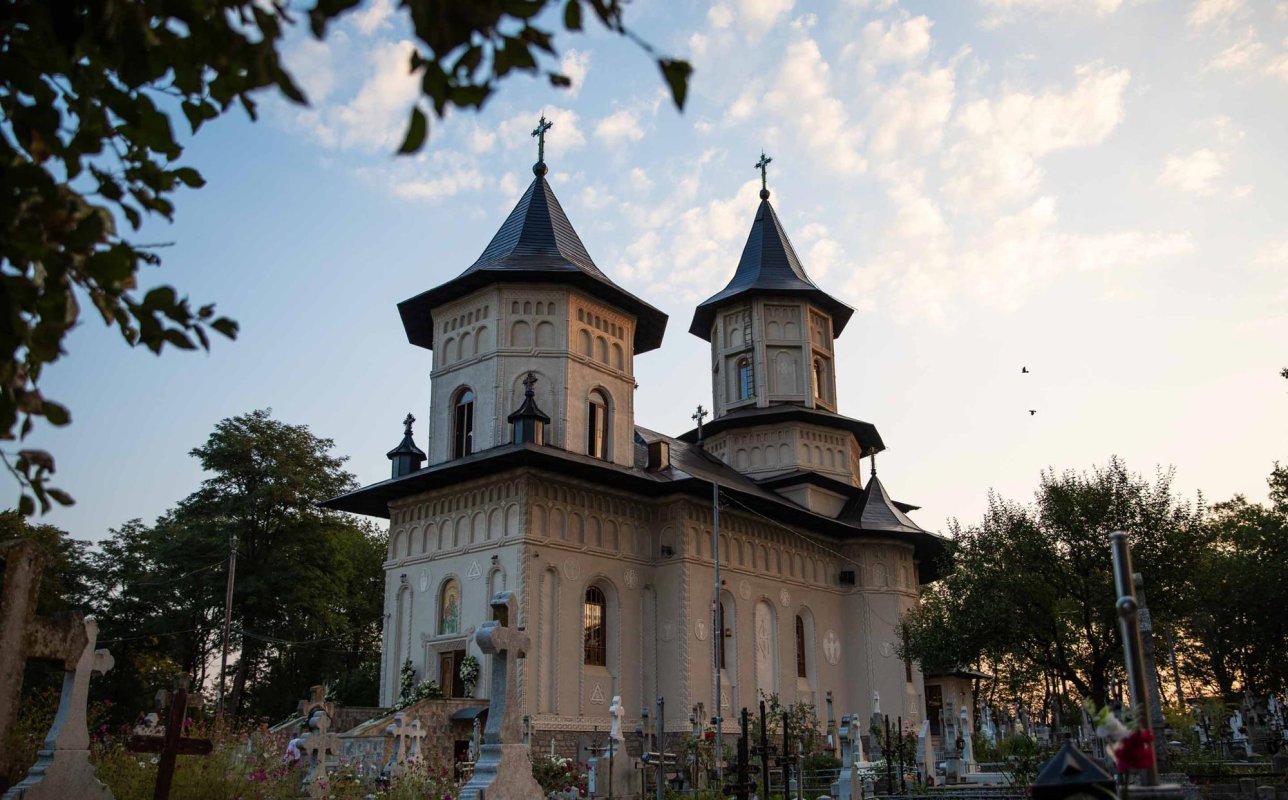 Ansamblu parohial impresionant, sfințit la Bucecea - Botoşani 152536