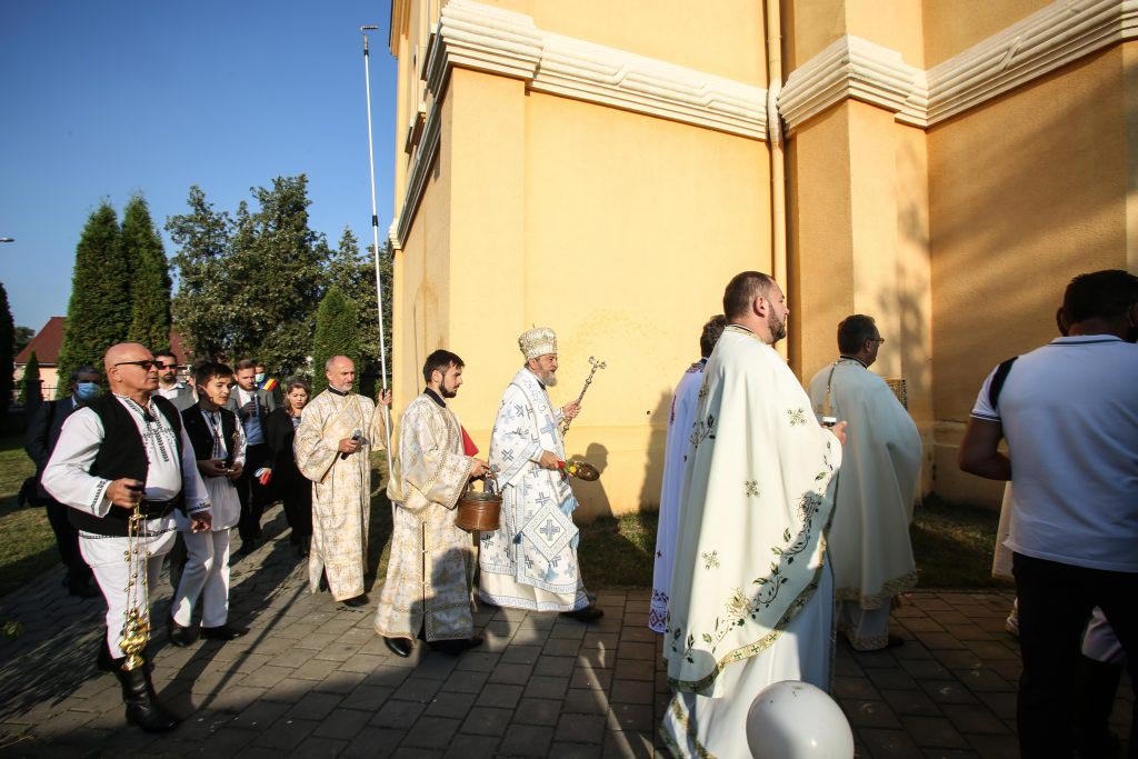 Biserica „Adormirea Maicii Domnului” din Şelimbăr a fost resfinţită 152599