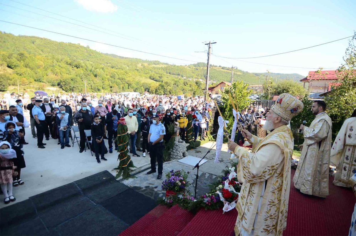 Veșmântul harului pentru o nouă biserică închinată Cuviosului Antonie cel Mare 152606