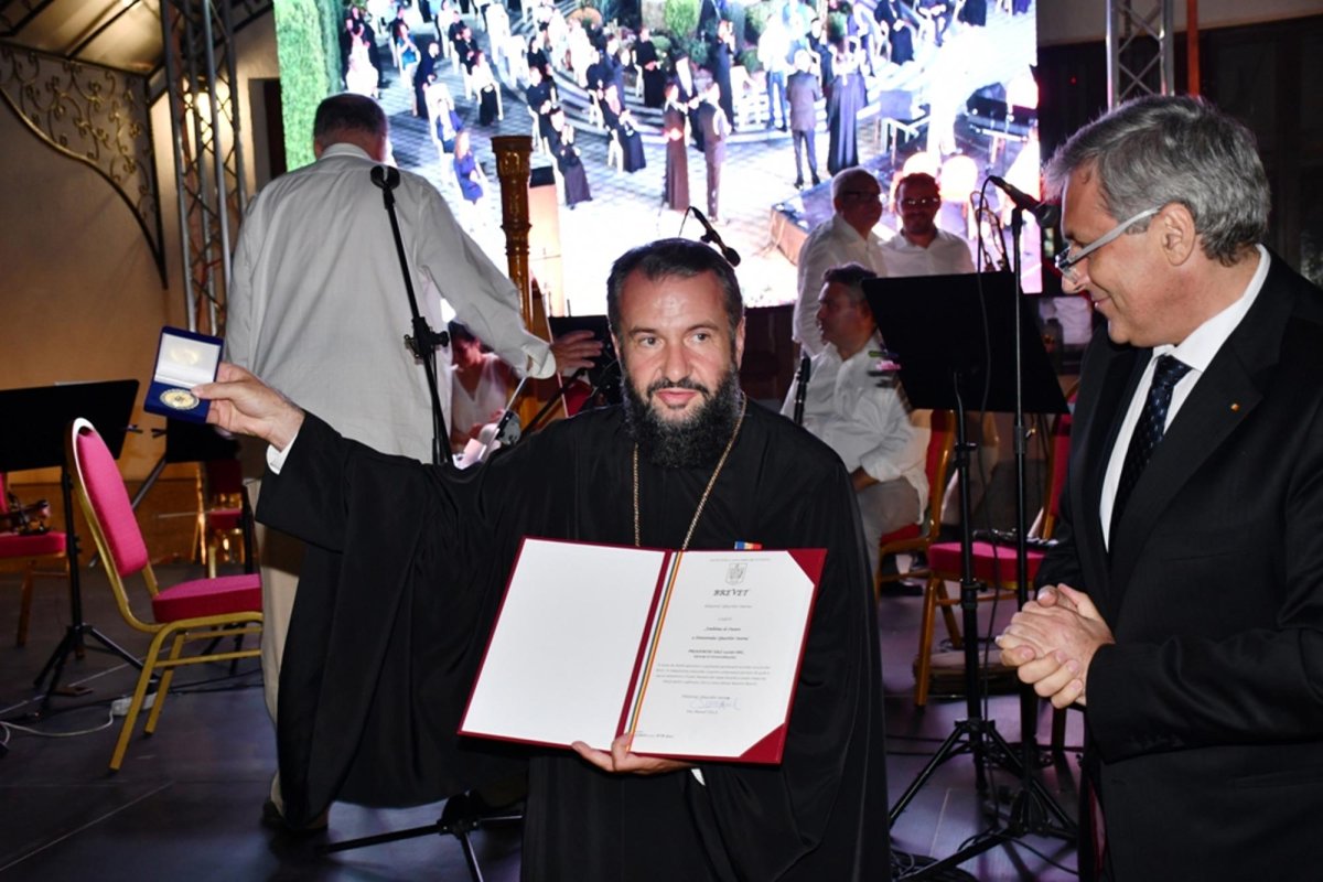 Manifestare culturală dedicată aniversării Catedralei Episcopale din Caransebeș 152685