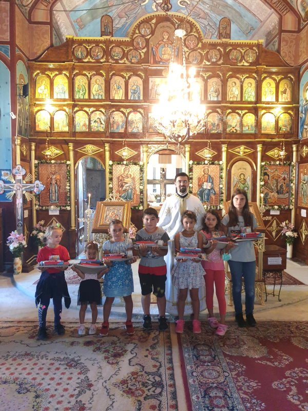 Rugăciuni și ajutor pentru elevi din Ilfov  152859