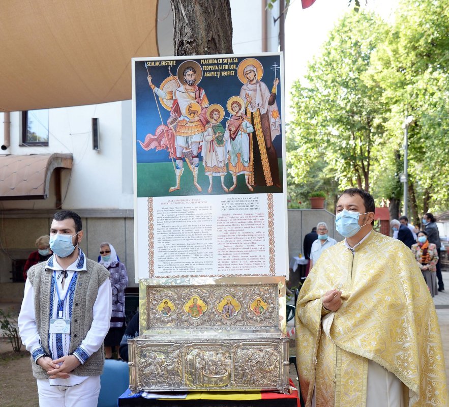 Hramul Parohiei „Iancu Vechi”-Mătăsari din Capitală 153040