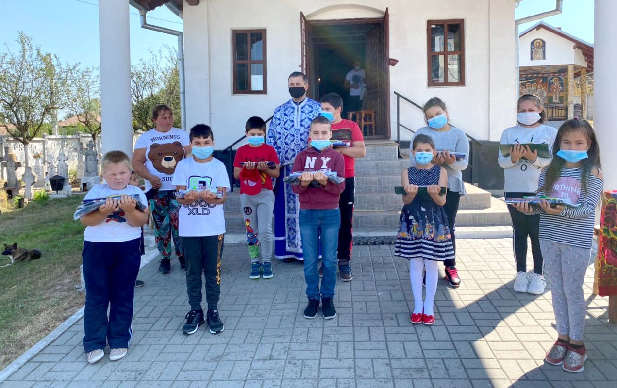 Început de an școlar mai bun pentru elevi vâlceni 153088