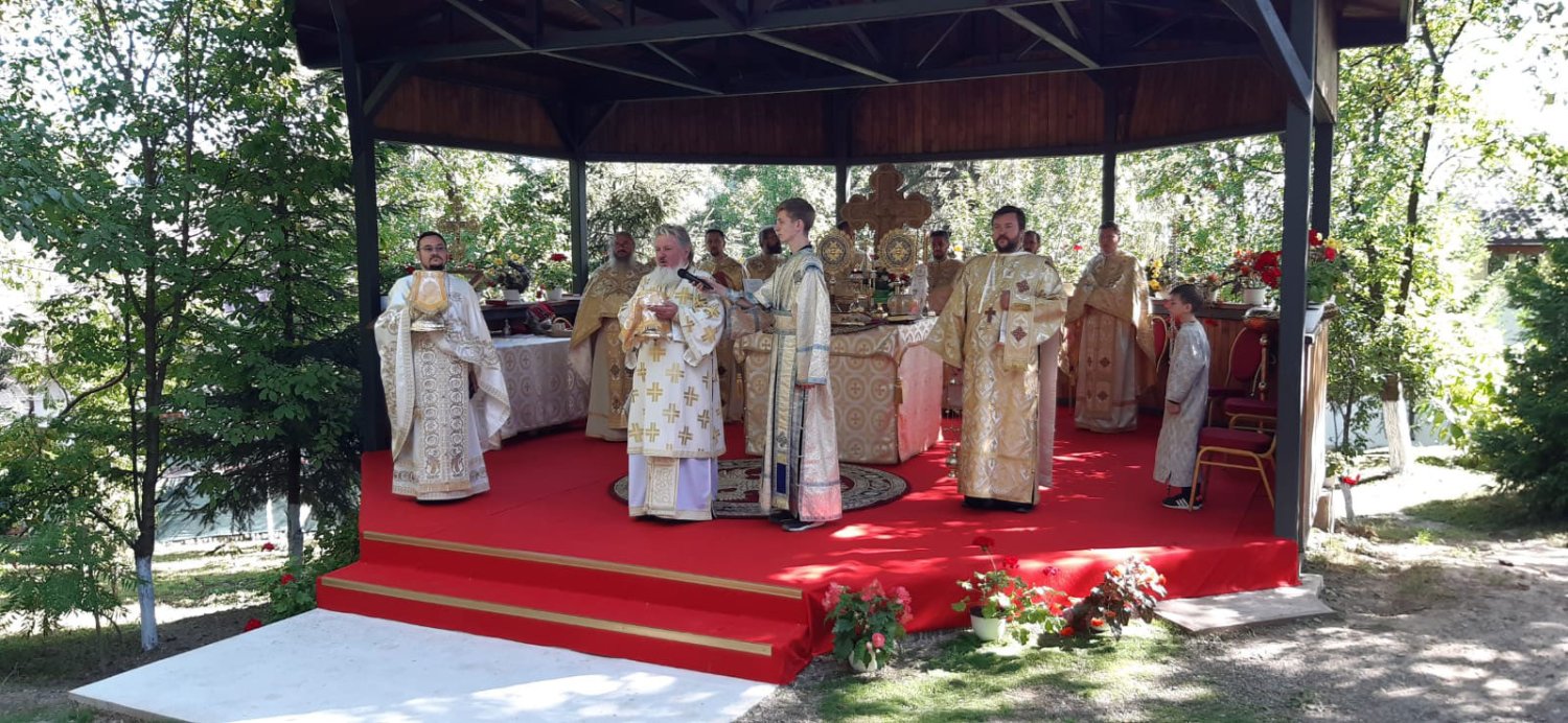 Sfințire de capelă în oraşul Slănic, judeţul Prahova 153081