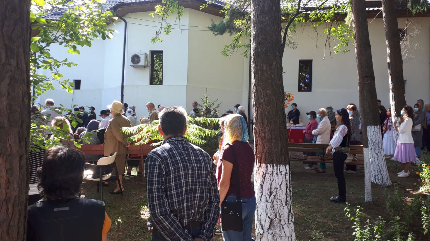 Sfințire de capelă în oraşul Slănic, judeţul Prahova 153082