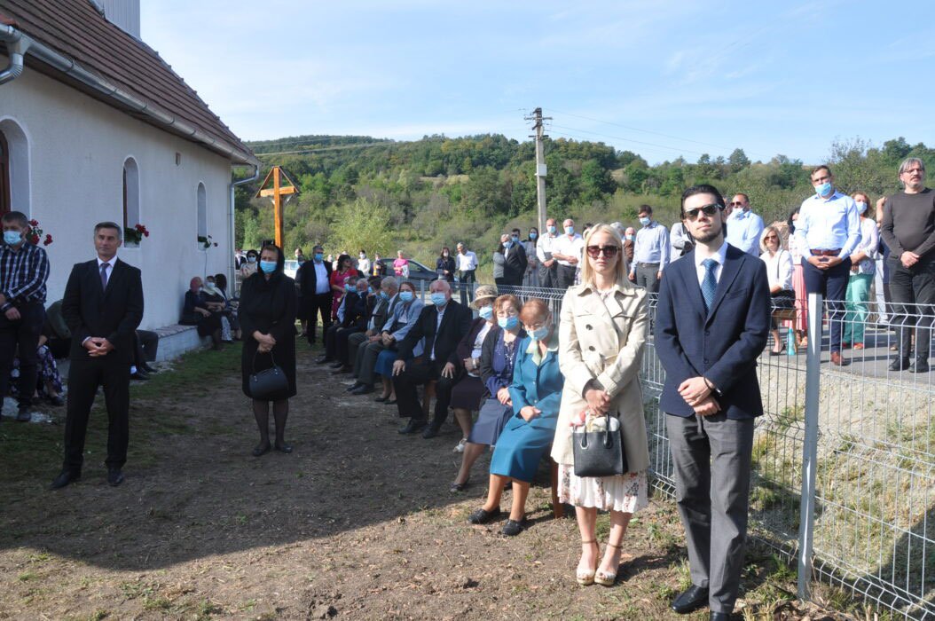 Târnosirea bisericii din localitatea Stoboru din județul Sălaj 153105