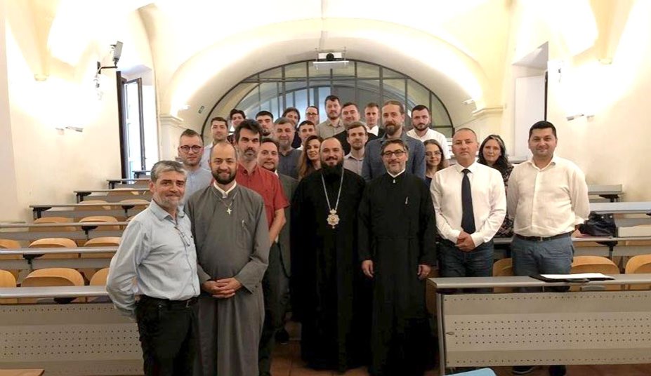 Admitere la extensia de la Roma a Facultăţii „Justinian Patriarhul” 153302