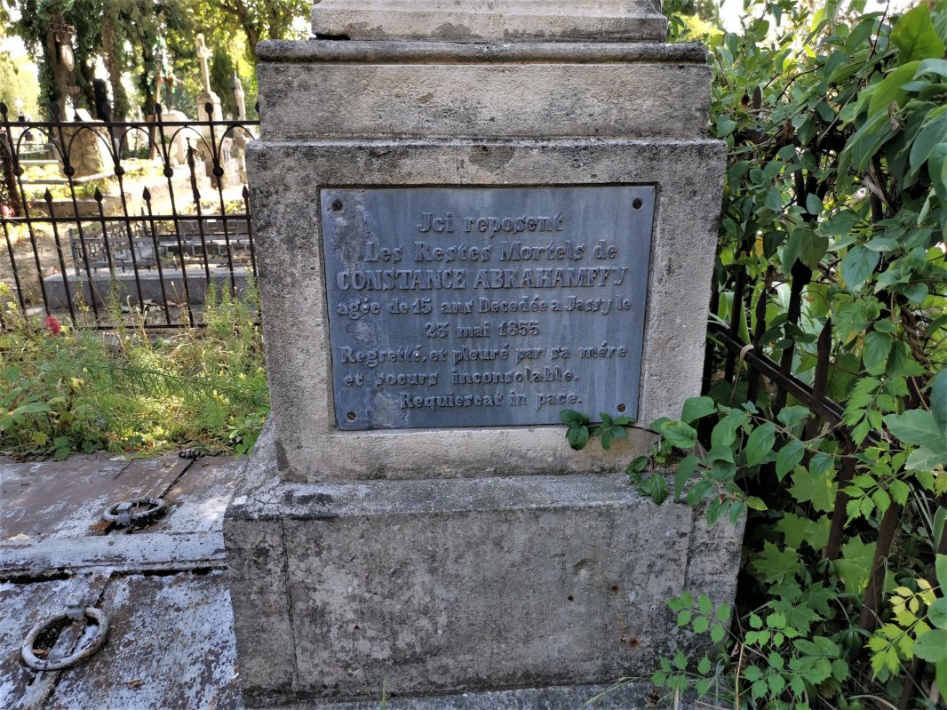 Cimitirul „Eternitatea” din Iași, un muzeu al vieților veșnice 153258