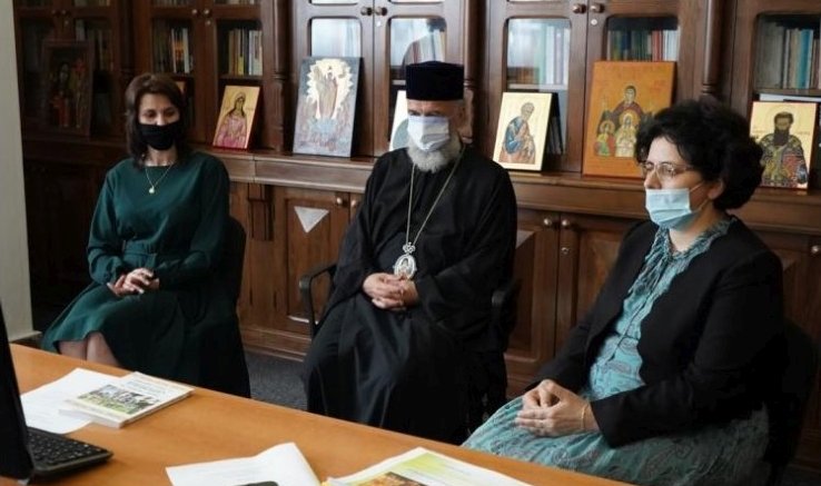 Revista presei 153411