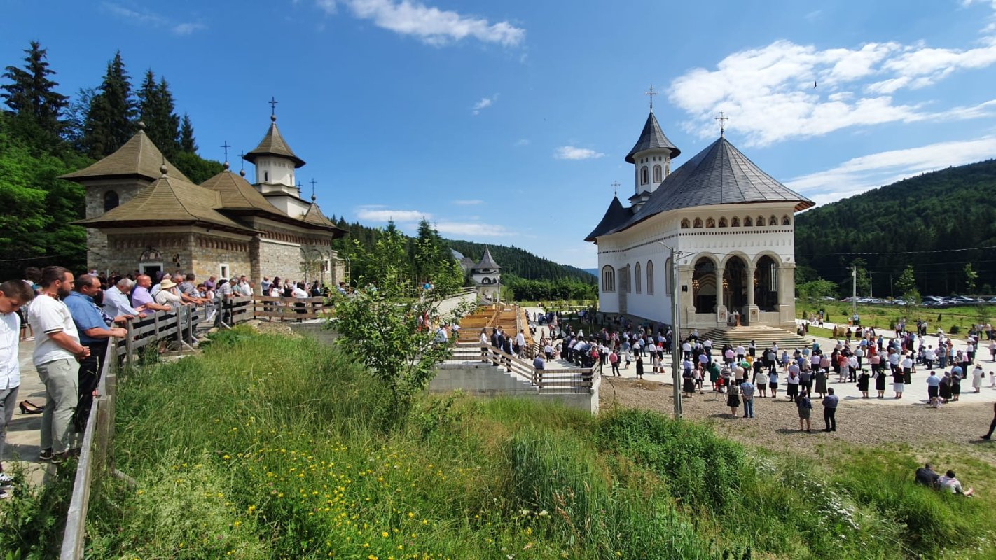 Acasă la Sfântul Daniil Sihastrul 153243